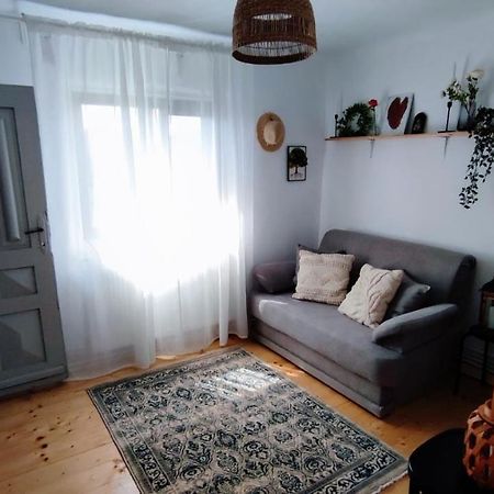 La Casuta Villa Fieni Екстериор снимка