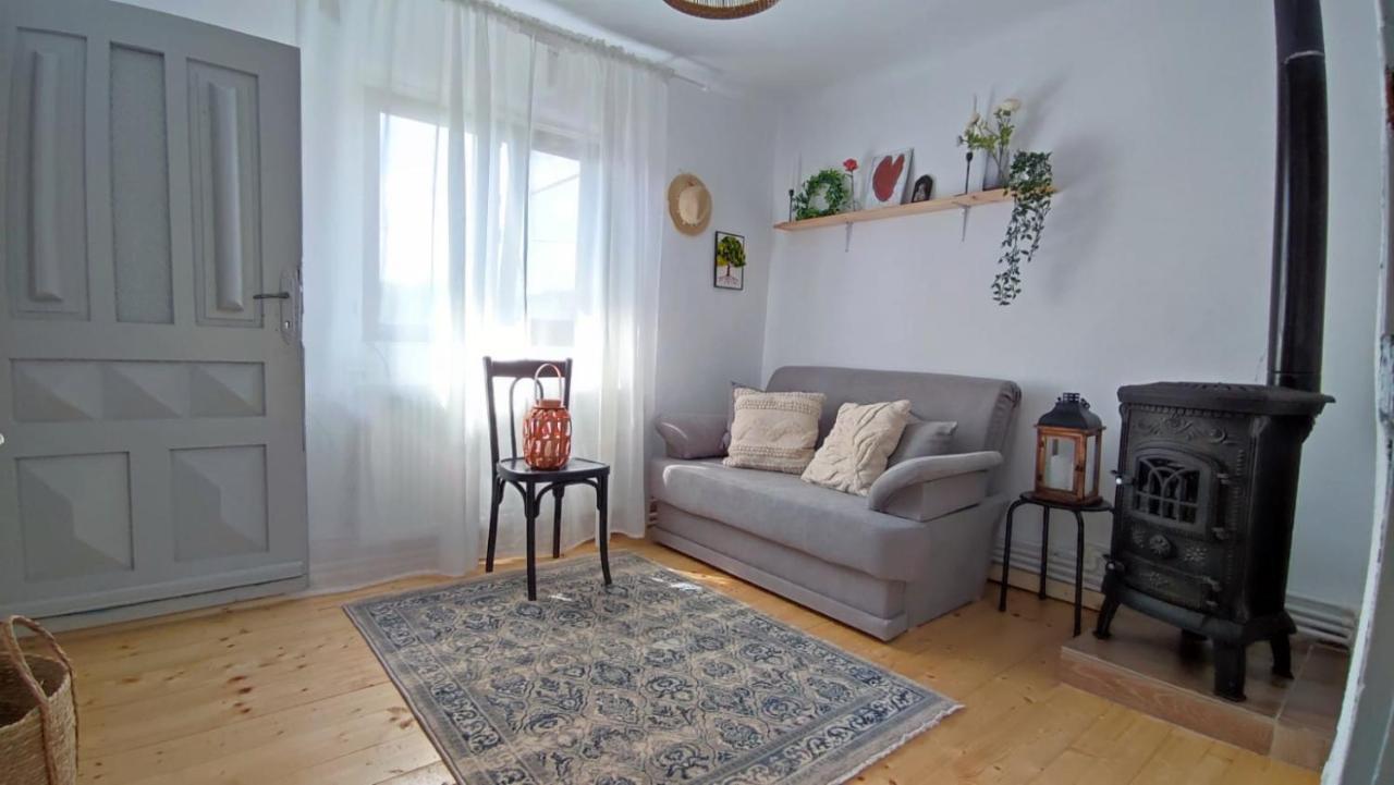 La Casuta Villa Fieni Екстериор снимка