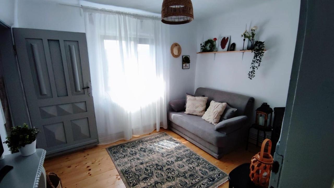 La Casuta Villa Fieni Екстериор снимка